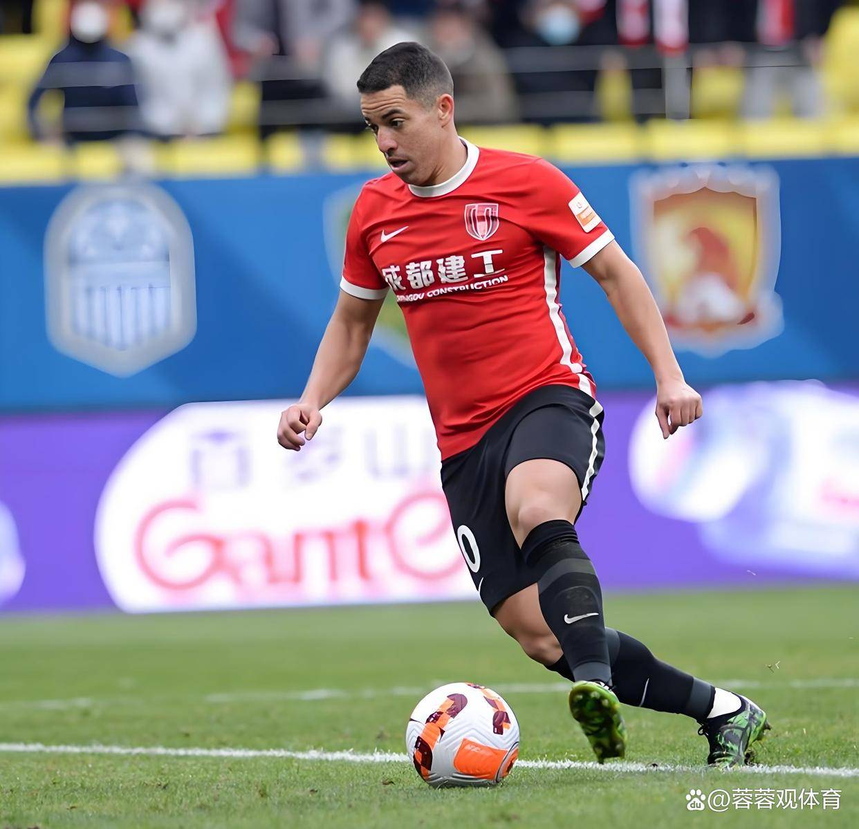 赛地聚焦:法国杯关键时刻热度飙升;成都蓉城复出首秀;气氛紧张;阵容厚度经受考验(七月6日成都蓉城对南通赛前发布会) 赛地聚焦:法国杯关键时刻热度飙升;成都蓉城复出首秀;气氛紧张;阵容厚度经受考验(七月6日成都蓉城对南通赛前发布会)