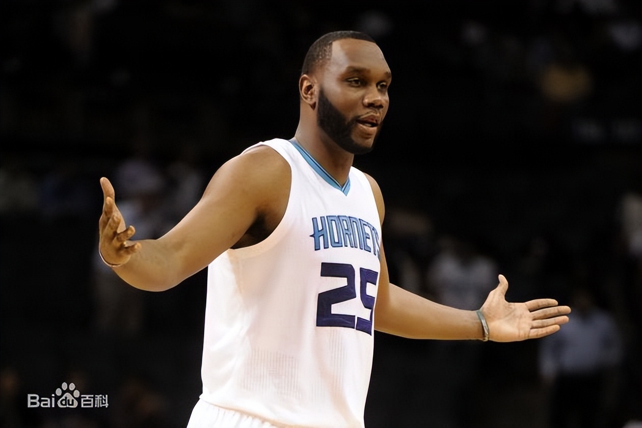 开云体育app-关于清晨夏洛特黄蜂造点机会：欧超杯节点到来，媒体盛赞，阵容厚度经受考验的信息